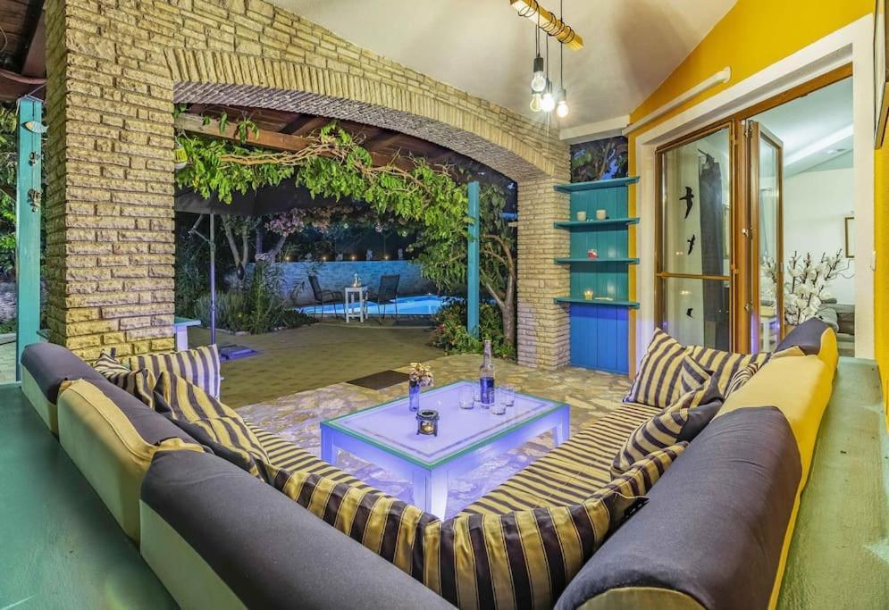 Istriensonne 0179 - Villa Romantika Mit Pool Лижнян Экстерьер фото